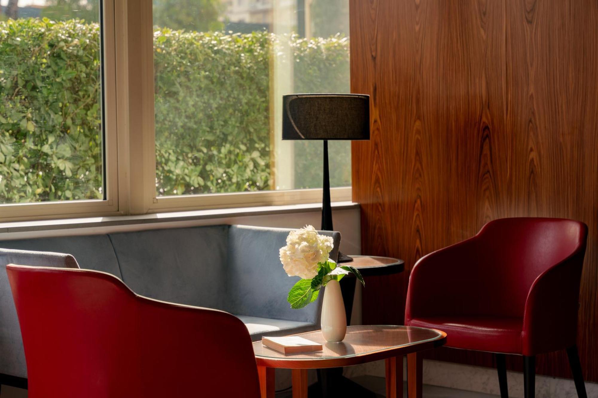 Hotel American Palace Eur Rome Exterior photo